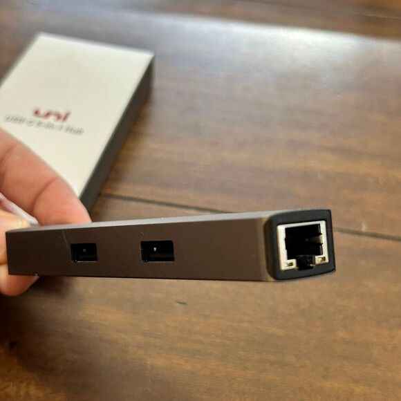 Uni USB Hub 4 Port New Open Box - Picture 3 of 3
